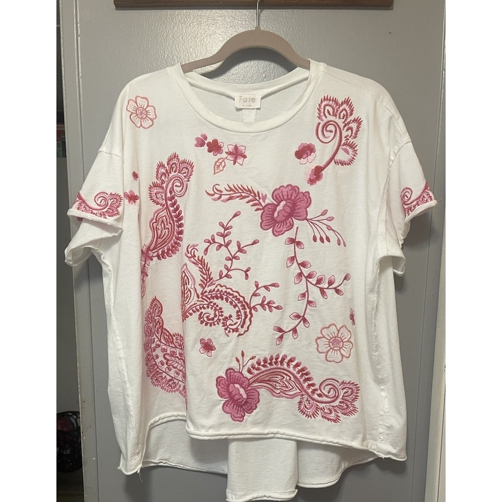 Fate White Women's Size Xl Raw Edge Swing Pink Floral Embroidery 100% Cotton